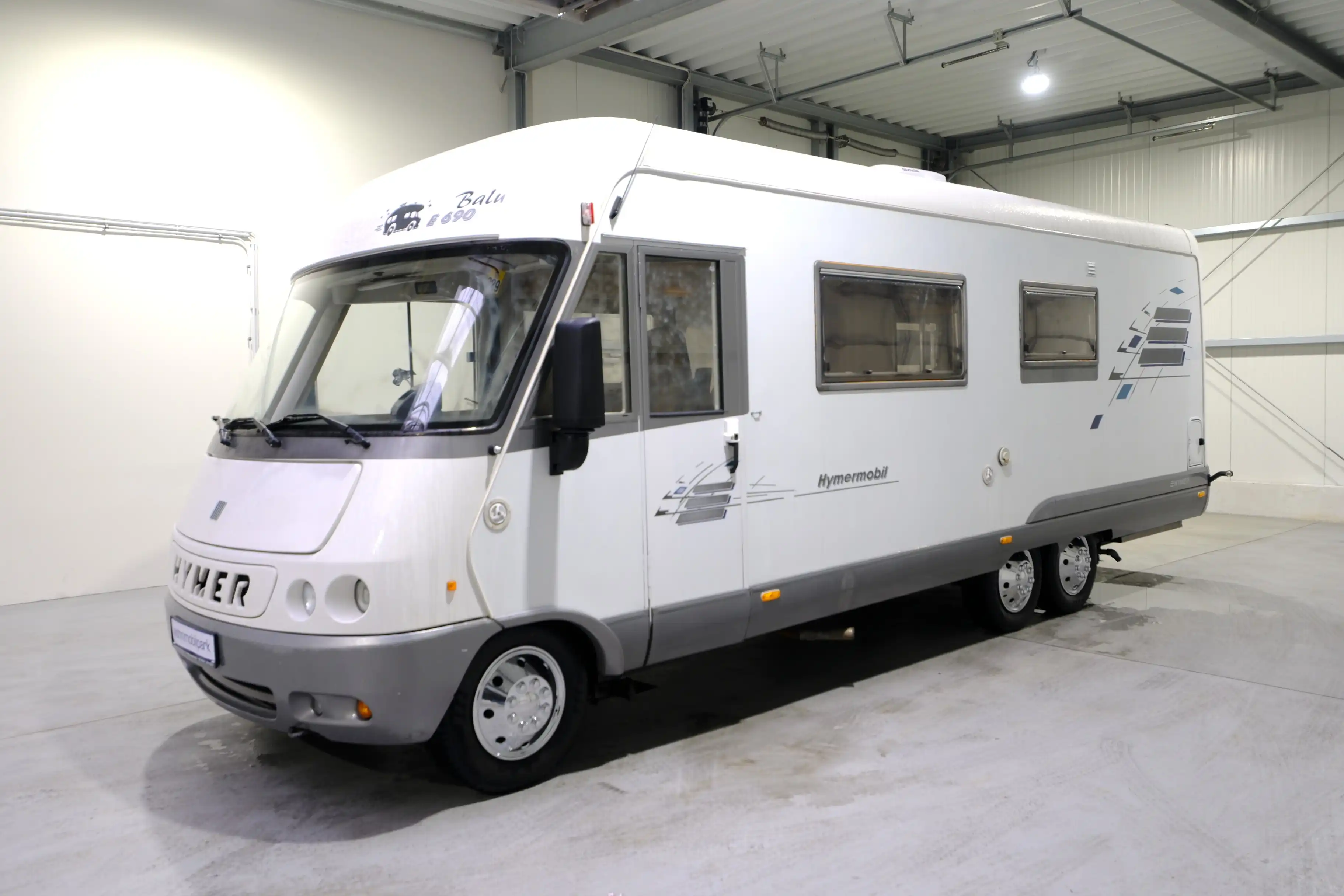 HYMER-ERIBA E 690 - Ansicht 2